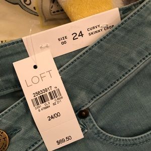 LOFT Curvy Skinny Crop Pants